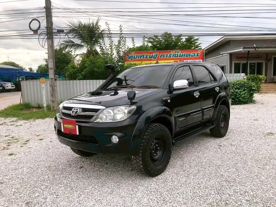 2005 Toyota Fortuner I 2
