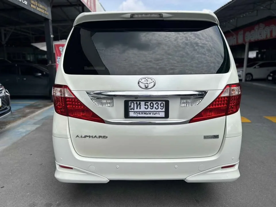 2010 Toyota Alphard, Vellfire II (AH20) 3