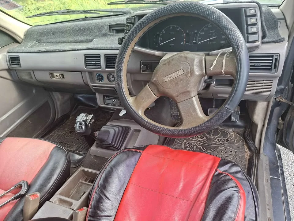1997 Isuzu TFR III 3