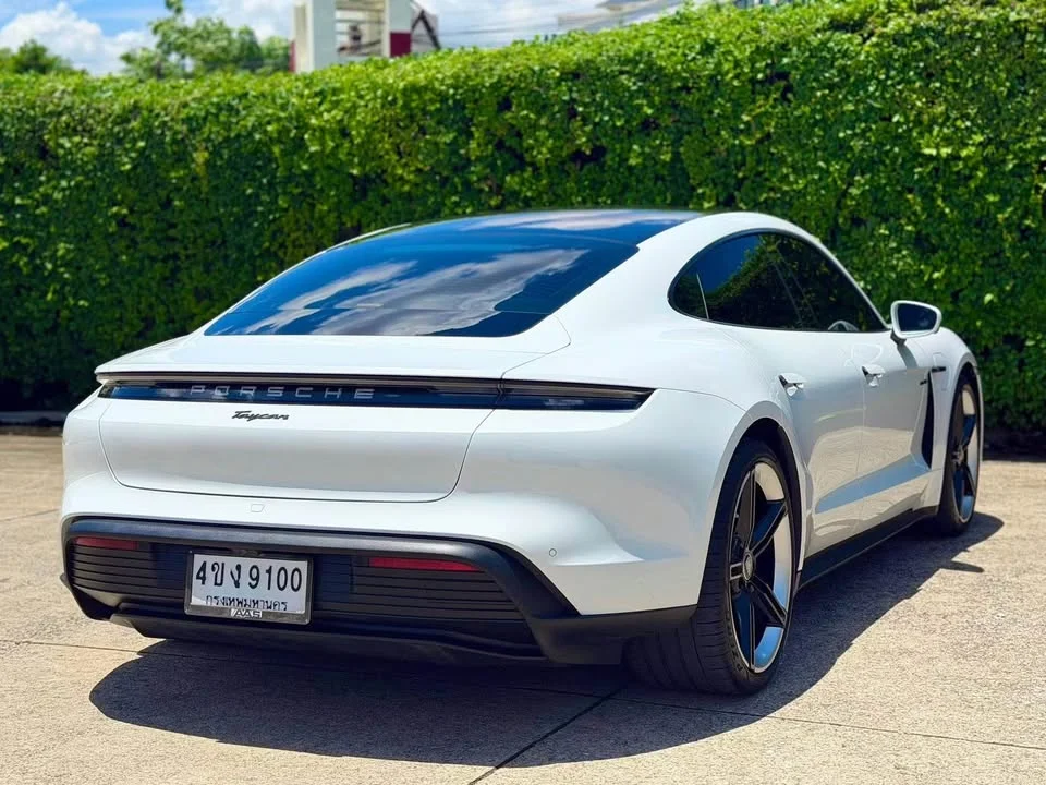 2021 Porsche Taycan 9J1 3