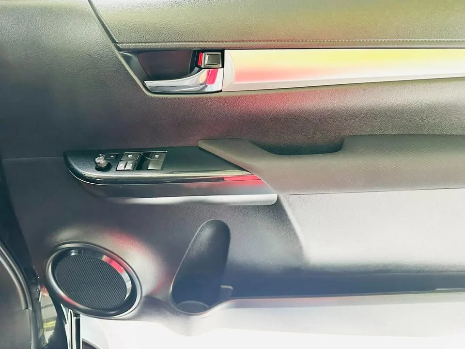 2022 Toyota Hilux VIII 2