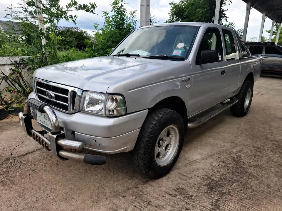 2004 Mazda 2500 Fighter V 3