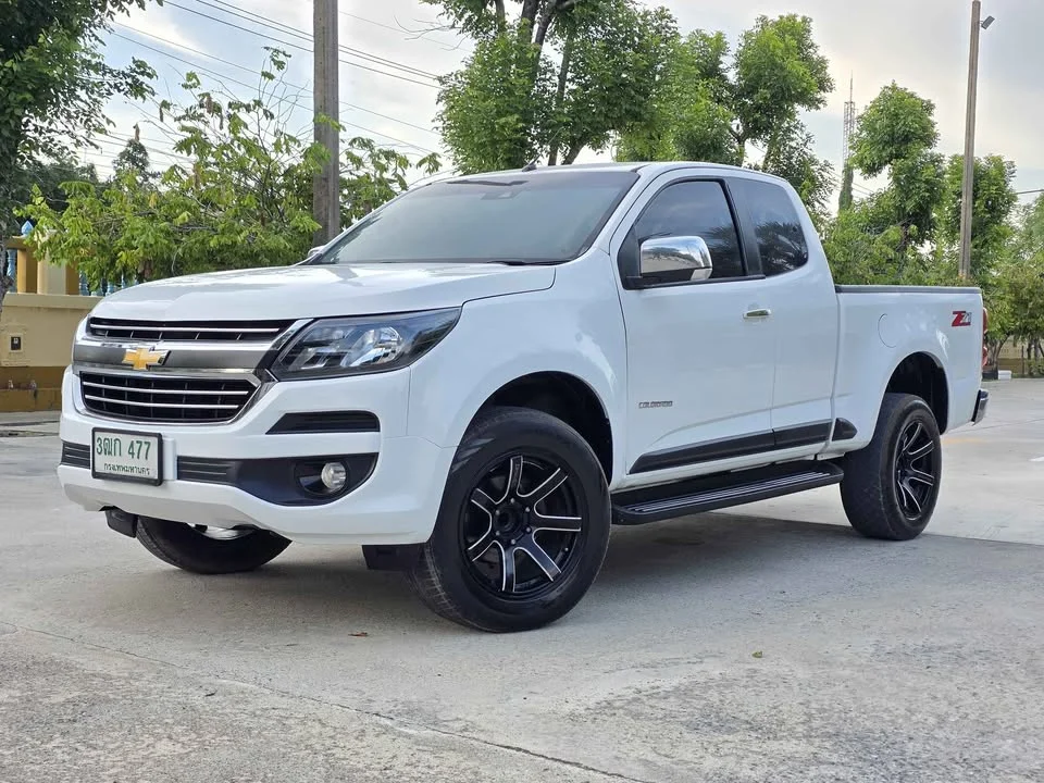 2017 Chevrolet Colorado II 2