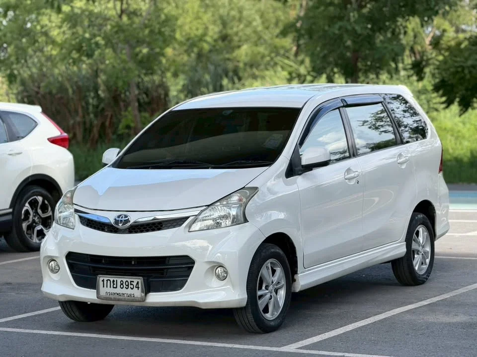 2013 Toyota Avanza II 3