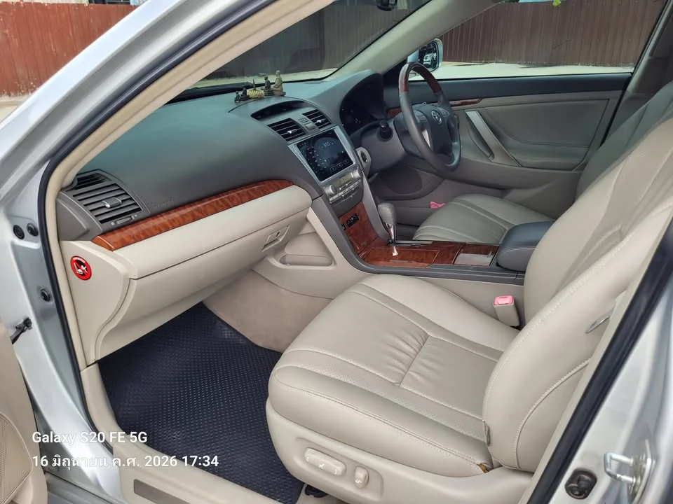 2011 Toyota Camry VI (XV40) 2