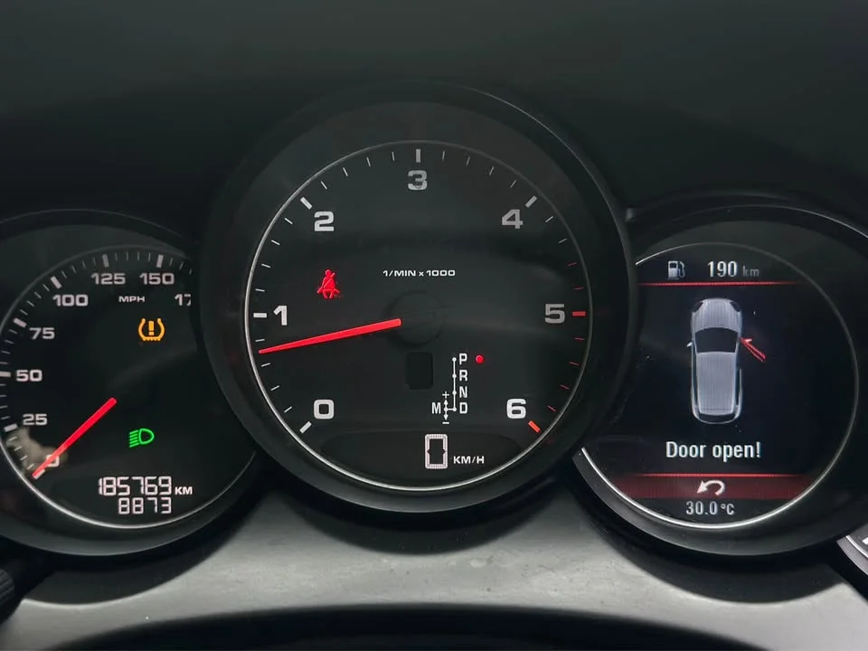 2011 Porsche Cayenne II 3