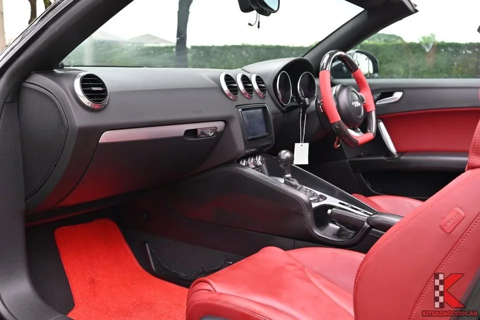2010 Audi TT Mk2 2