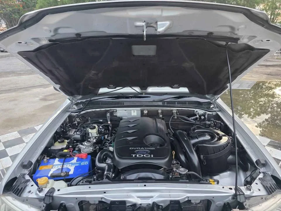 2008 Ford Everest I 3
