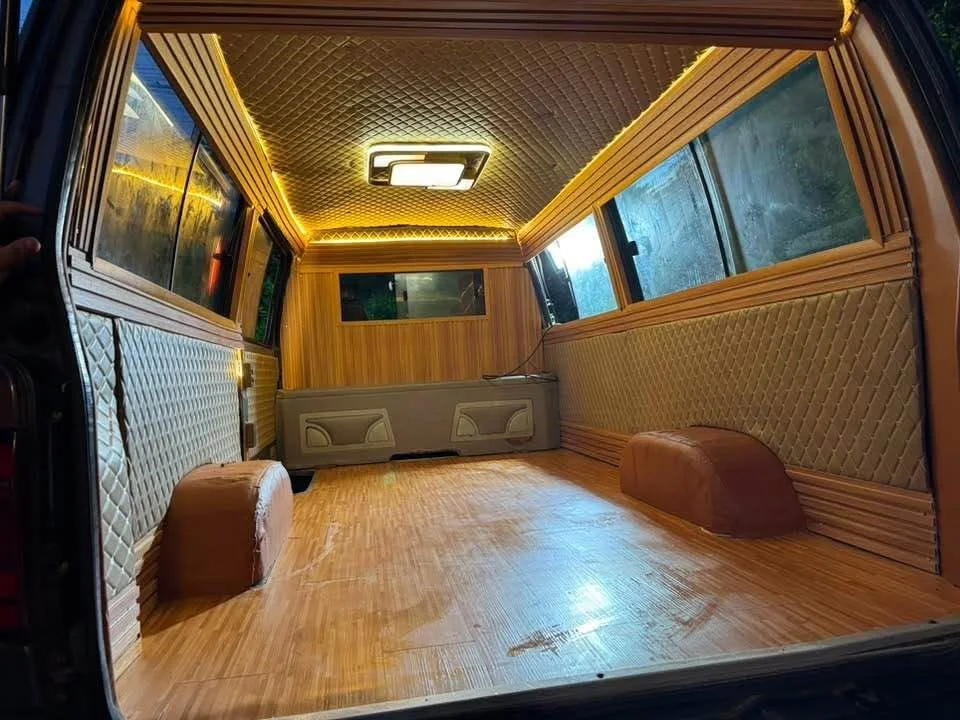 1996 Toyota Commuter IV (H100) 2