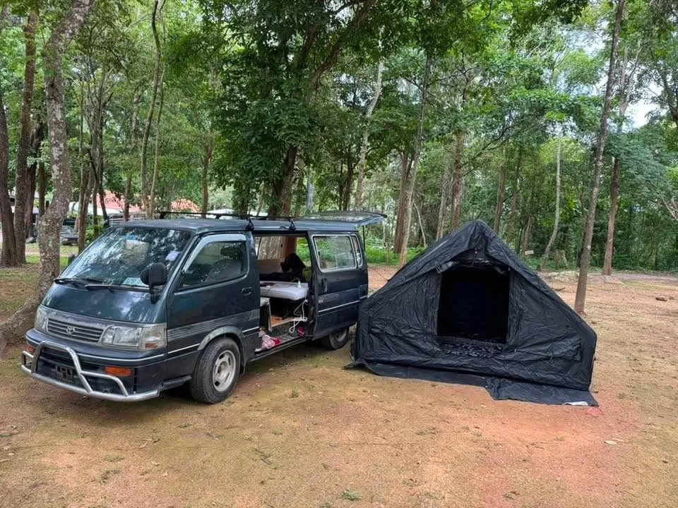 1996 Toyota Commuter IV (H100) 3