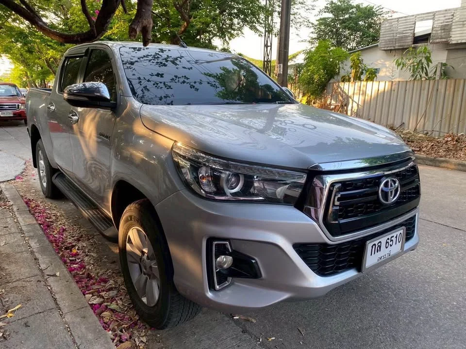 2016 Toyota Hilux VIII 3