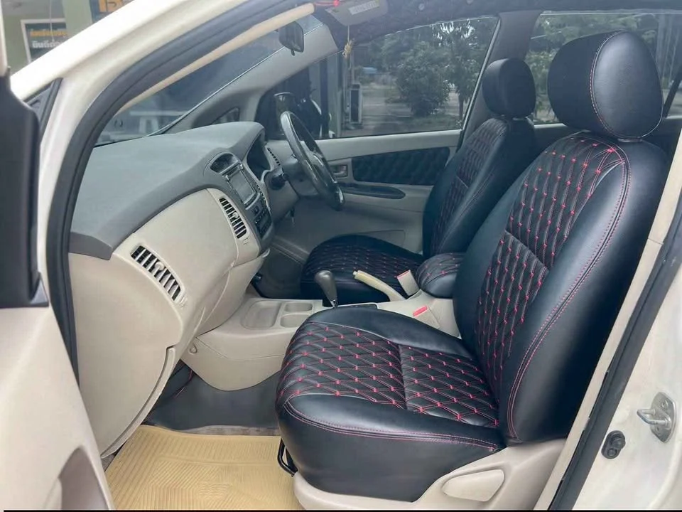 2011 Toyota Innova I 2
