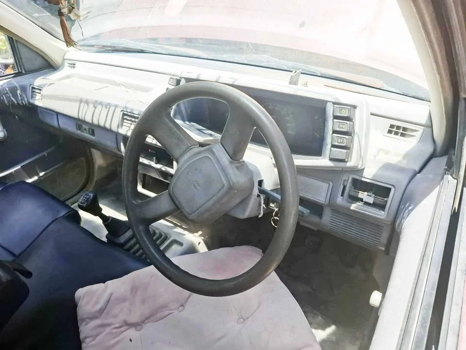 1994 Isuzu TFR III 3