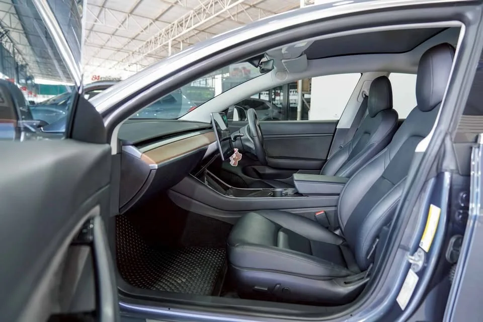 2020 Tesla Model 3 2