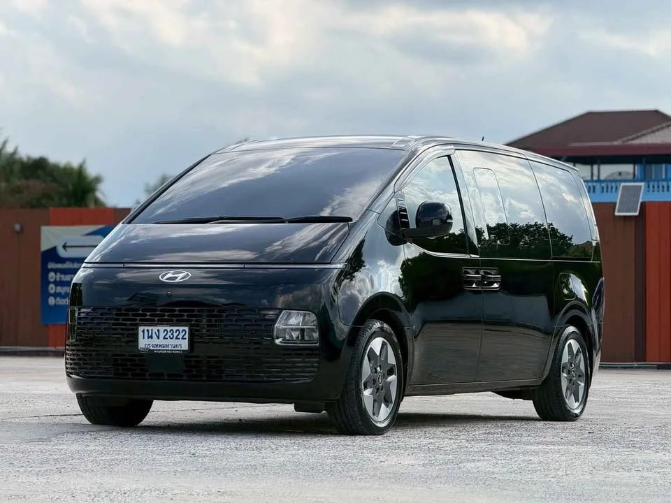 2021 Hyundai Staria US4 3