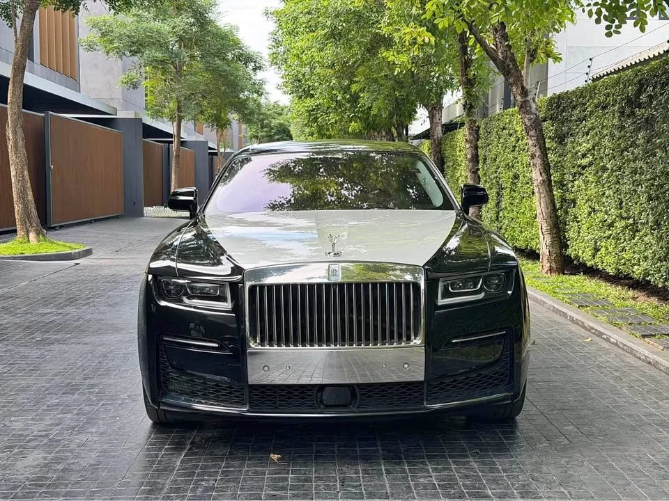 2022 Rolls-Royce Ghost II 2