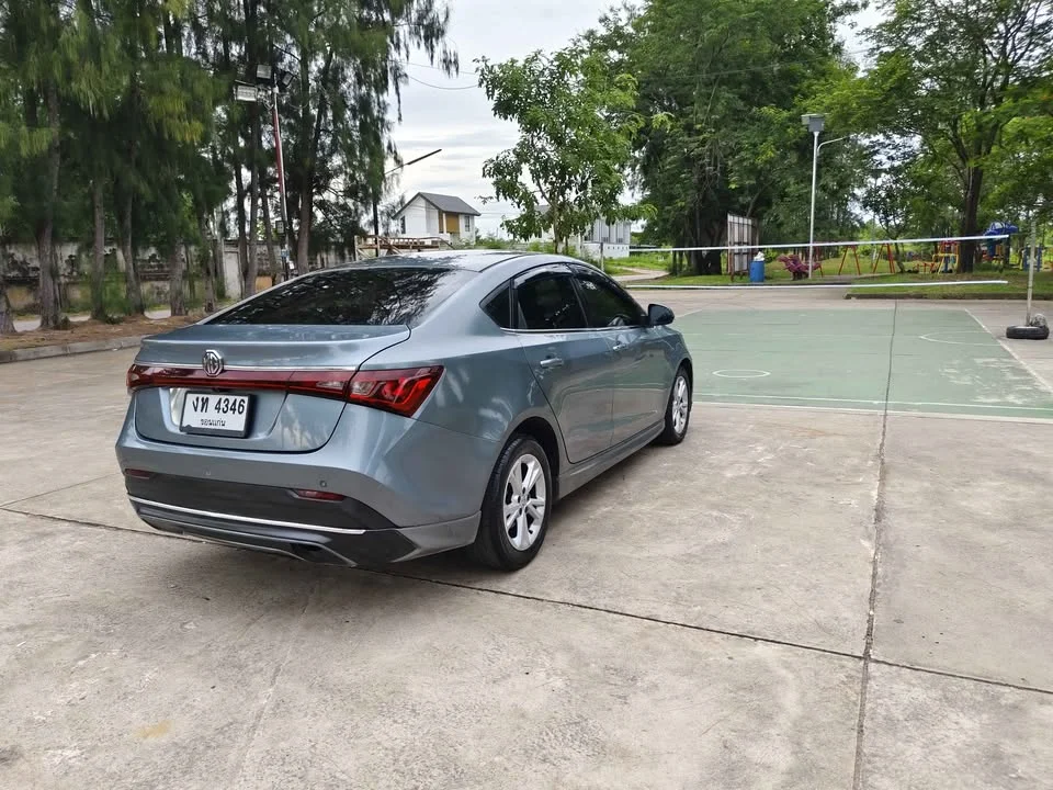 2016 MG 5 I  3