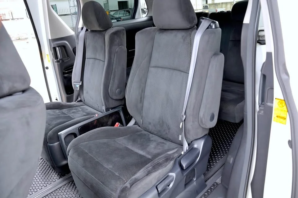 2011 Toyota Alphard, Vellfire II (AH20) 2