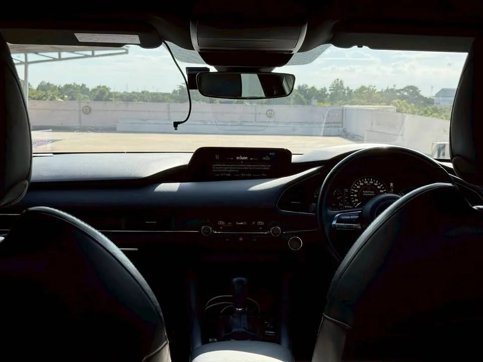 2020 Mazda 3 IV 2