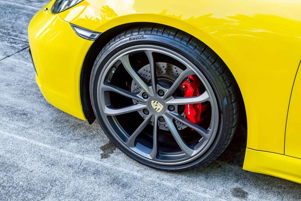 2017 Porsche 718 Boxster and Cayman IV 2