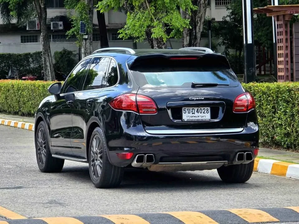 2011 Porsche Cayenne II 3