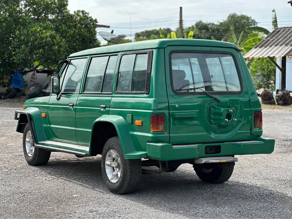 1991 Mitsubishi Pajero I 3