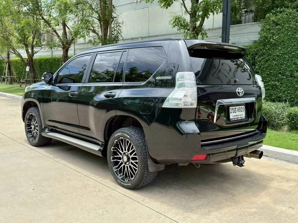 2011 Toyota Land Cruiser Prado J150 2