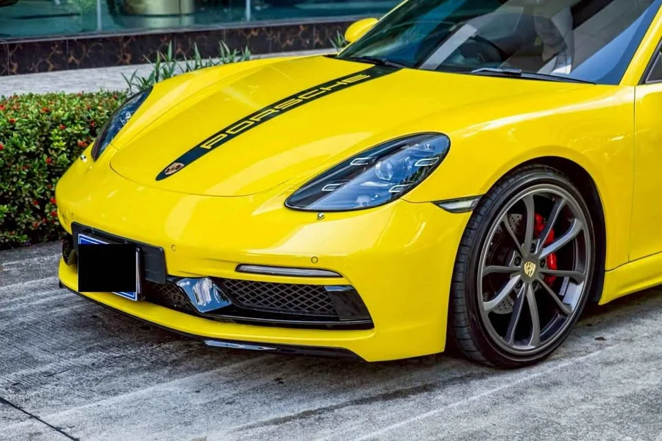 2017 Porsche 718 Boxster and Cayman IV 3