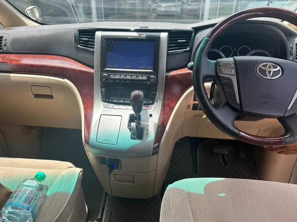 2009 Toyota Alphard, Vellfire II (AH20) 3