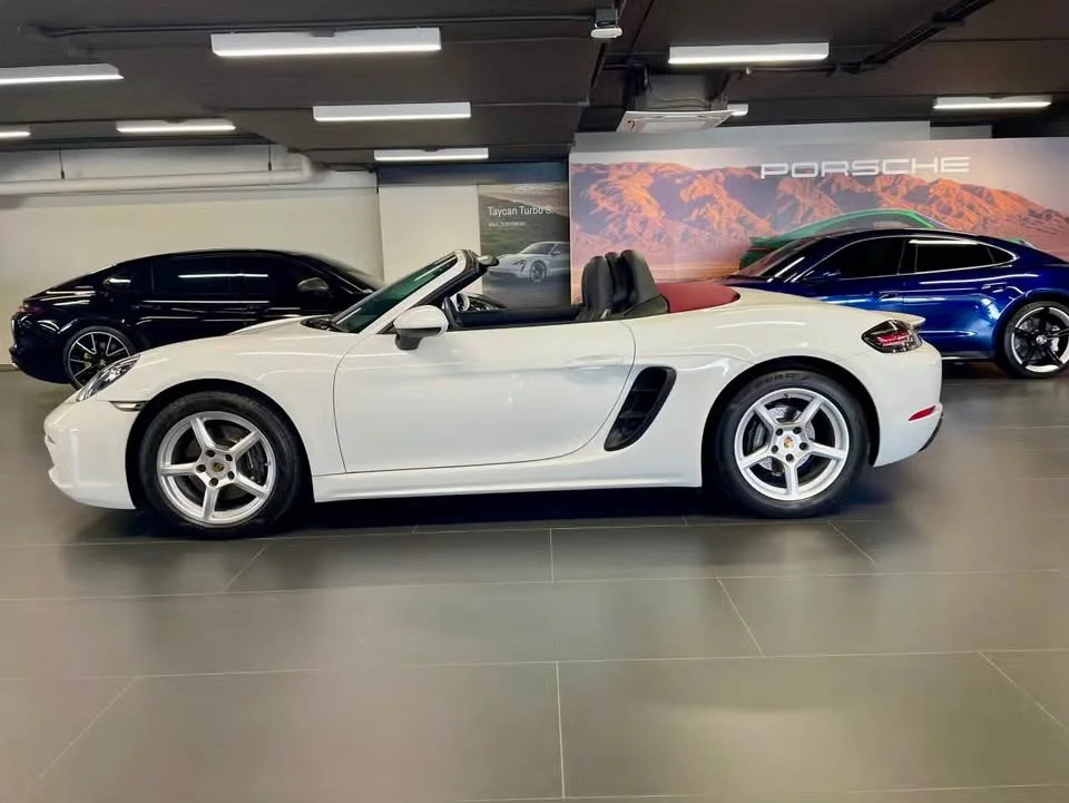 2023 Porsche 718 Boxster and Cayman IV 2