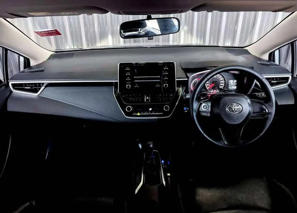 2020 Toyota Corolla Altis XII (E210) 2