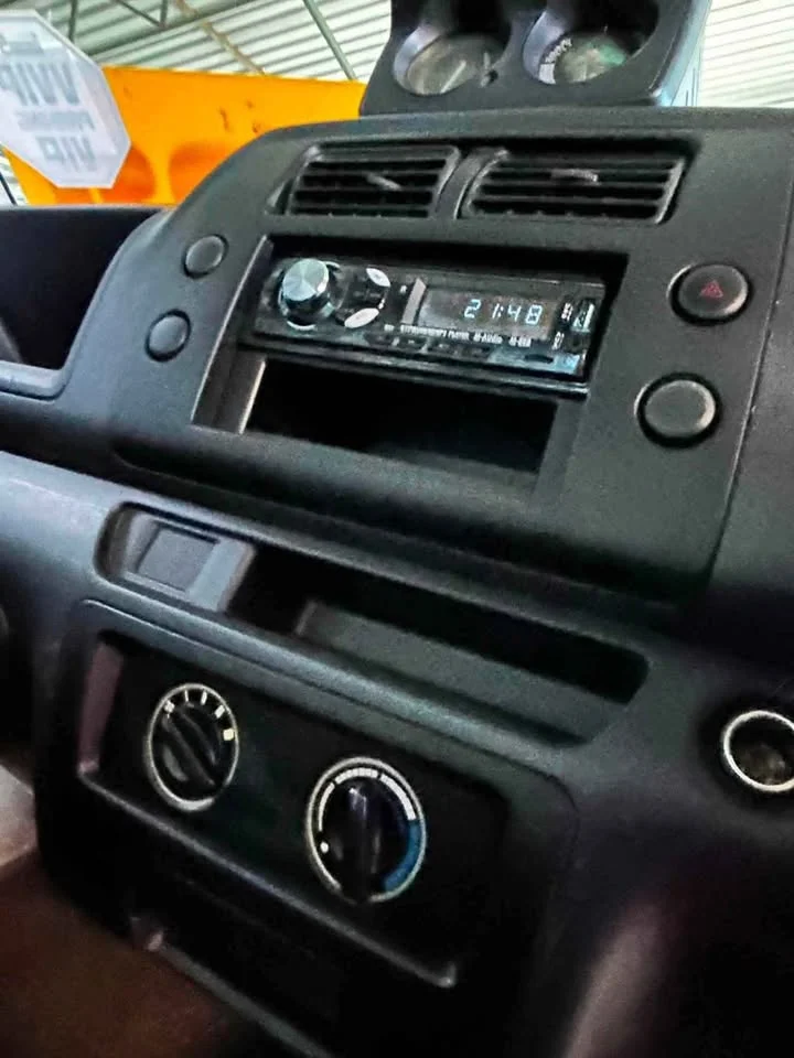 2012 Suzuki Carry I 3