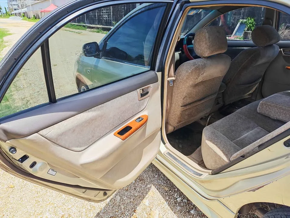 2002 Toyota Corolla Altis IX (E120) 3