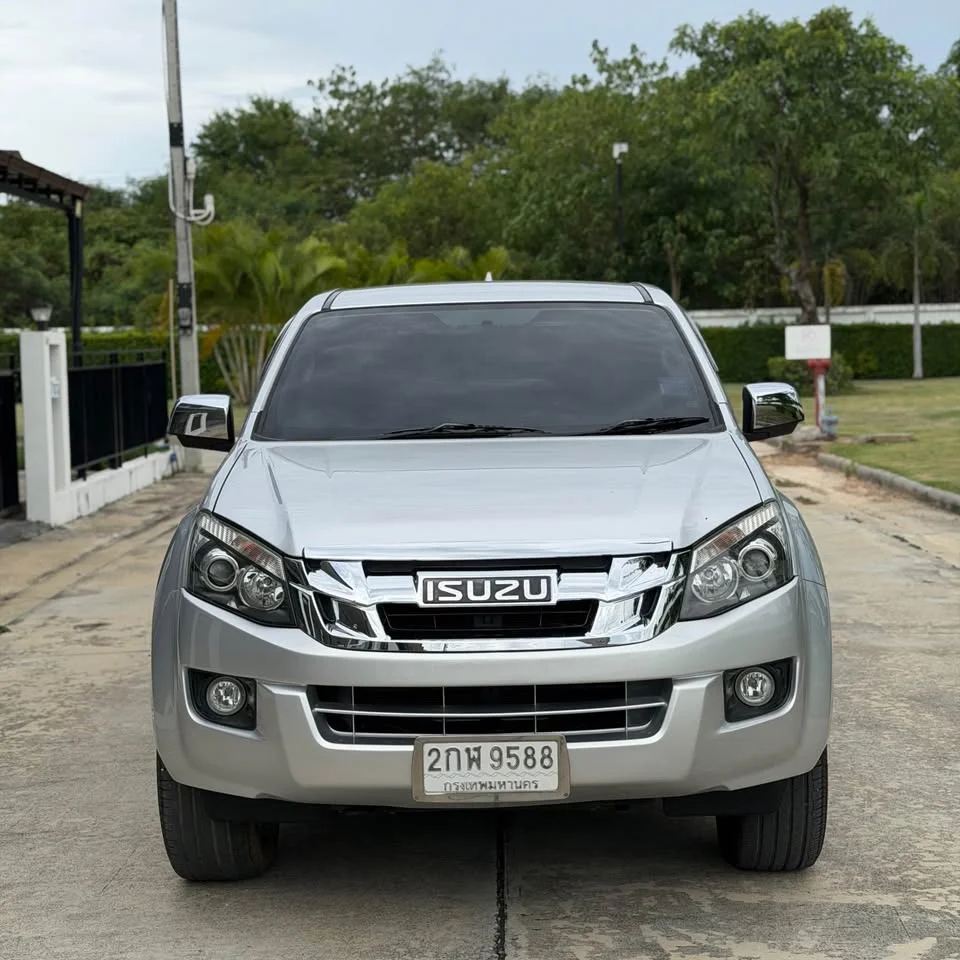 2013 Isuzu D-Max II (RT) 3