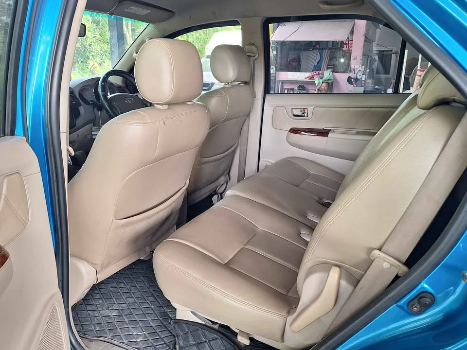 2005 Toyota Fortuner I 2