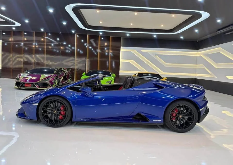 2021 Lamborghini Huracan 2