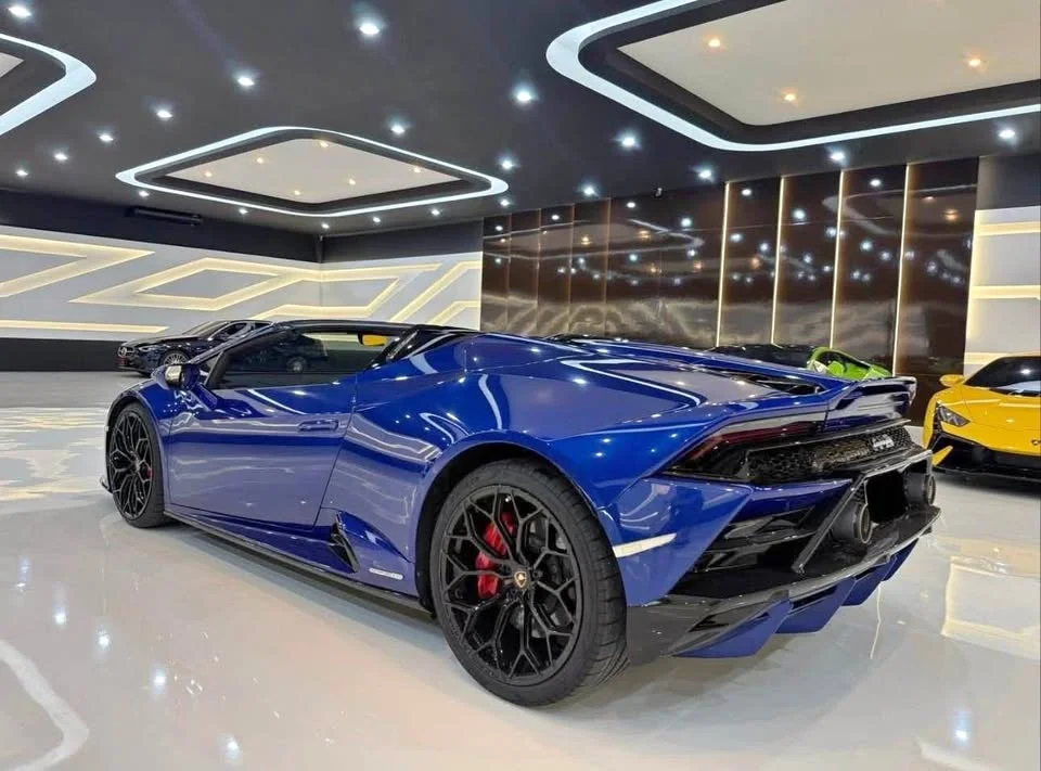 2021 Lamborghini Huracan 3
