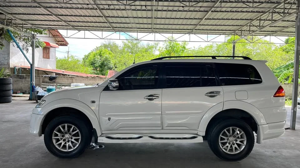 2012 Mitsubishi Pajero Sport II 3