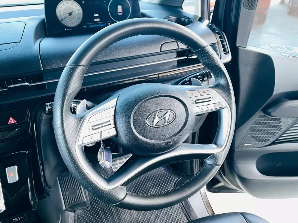 2023 Hyundai Staria US4 2