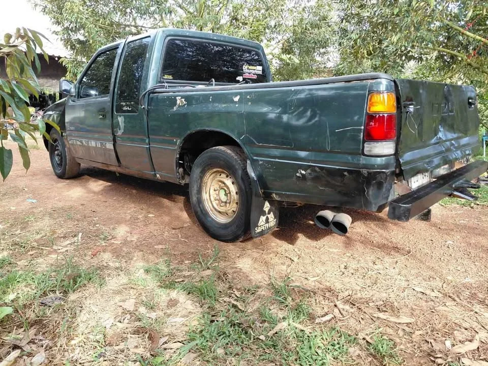 2019 Isuzu TFR III 2