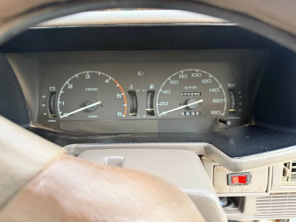 1994 Isuzu TFR III 2