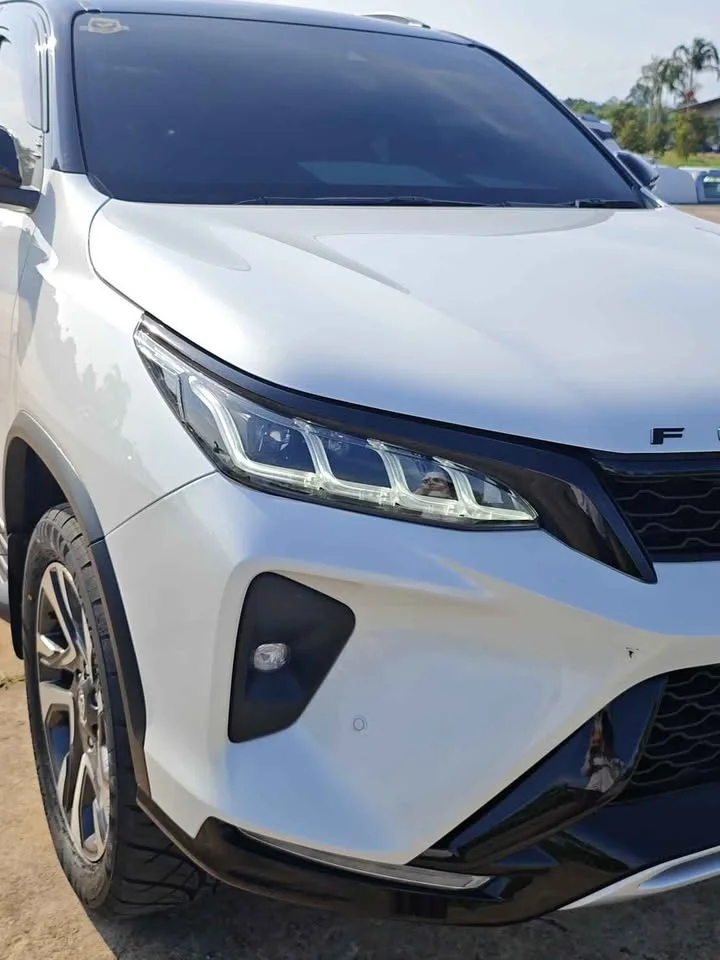 2023 Toyota Fortuner II 2