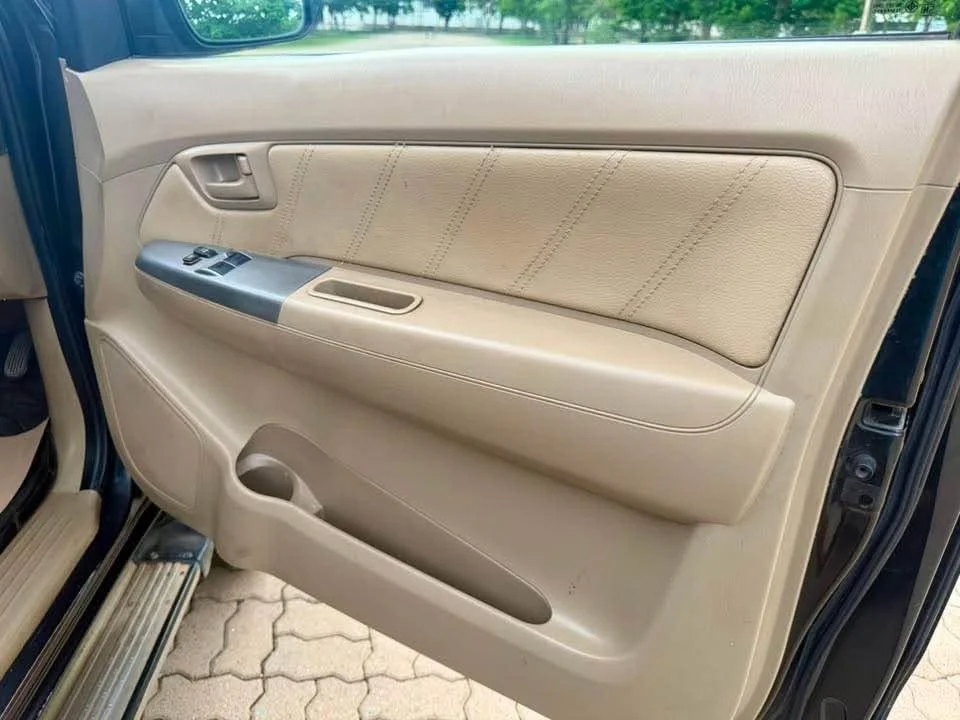 2012 Toyota Hilux VII 3