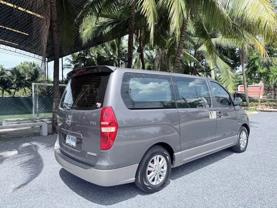 2012 Hyundai H-1 II 3