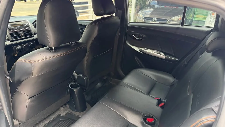 2015 Toyota Yaris III 3
