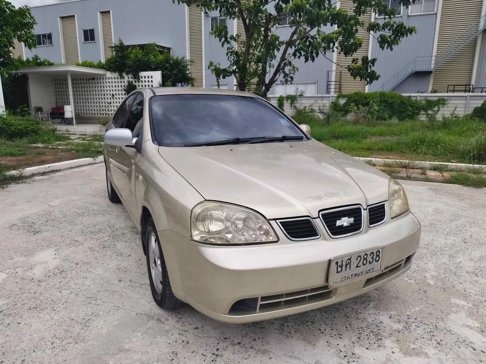 2005 Chevrolet Optra 3