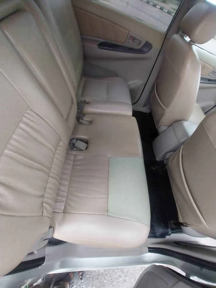 2011 Toyota Innova I 2