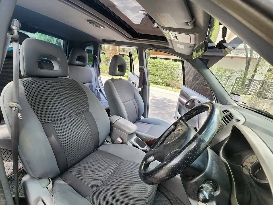 2003 Toyota RAV4 II 2