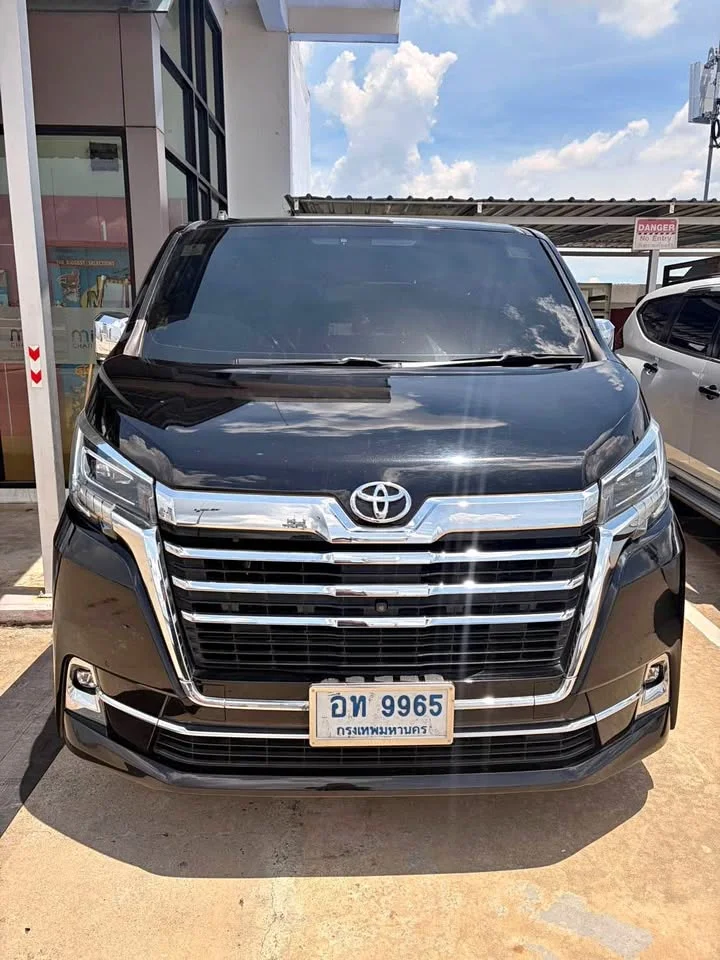2020 Toyota Majesty VI (H300) 3