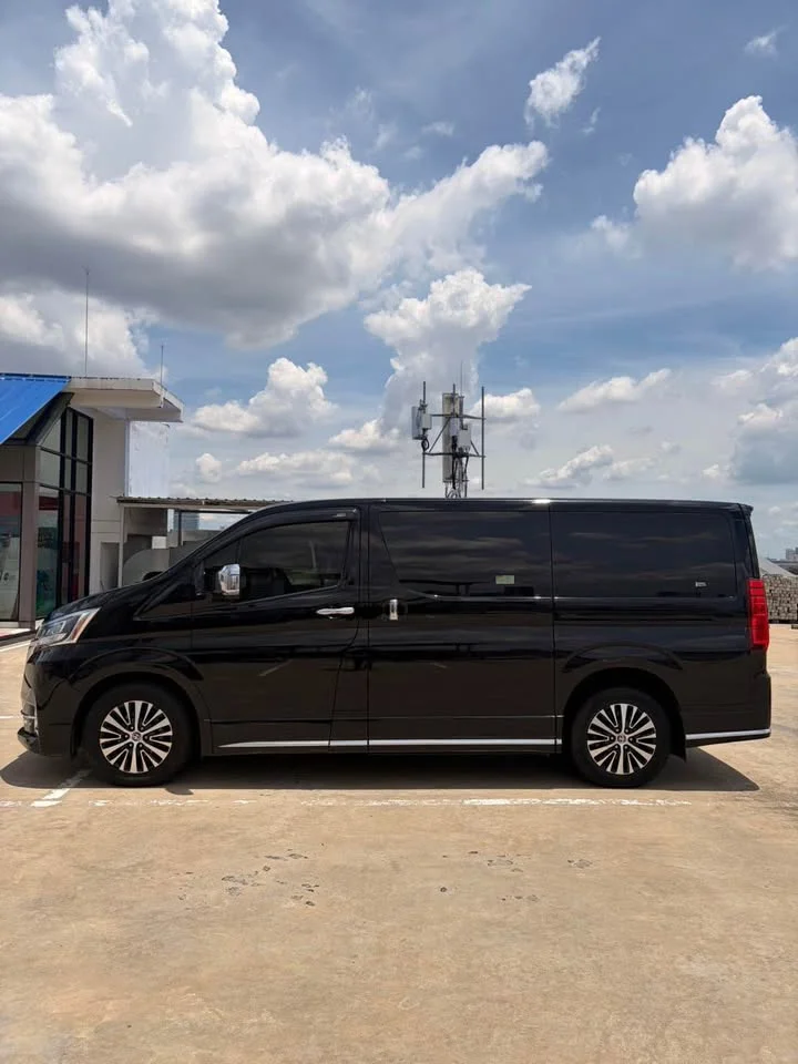 2020 Toyota Majesty VI (H300) 2